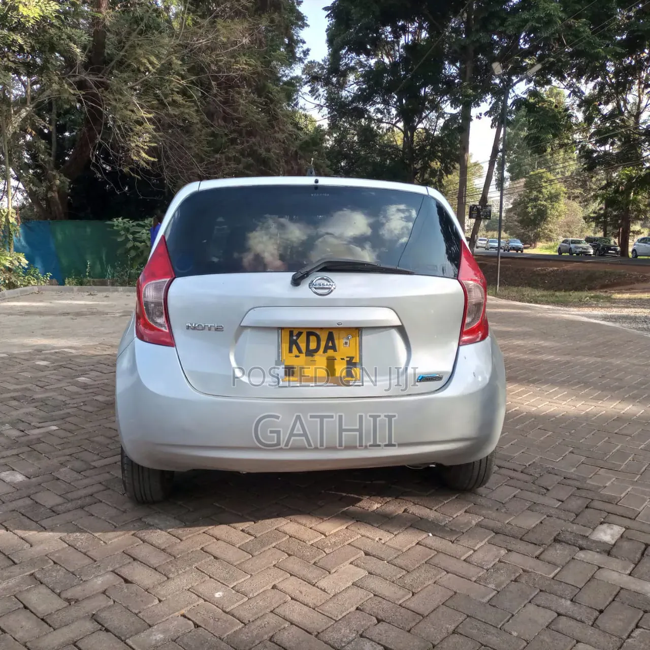 Nissan Note 2013 Silver