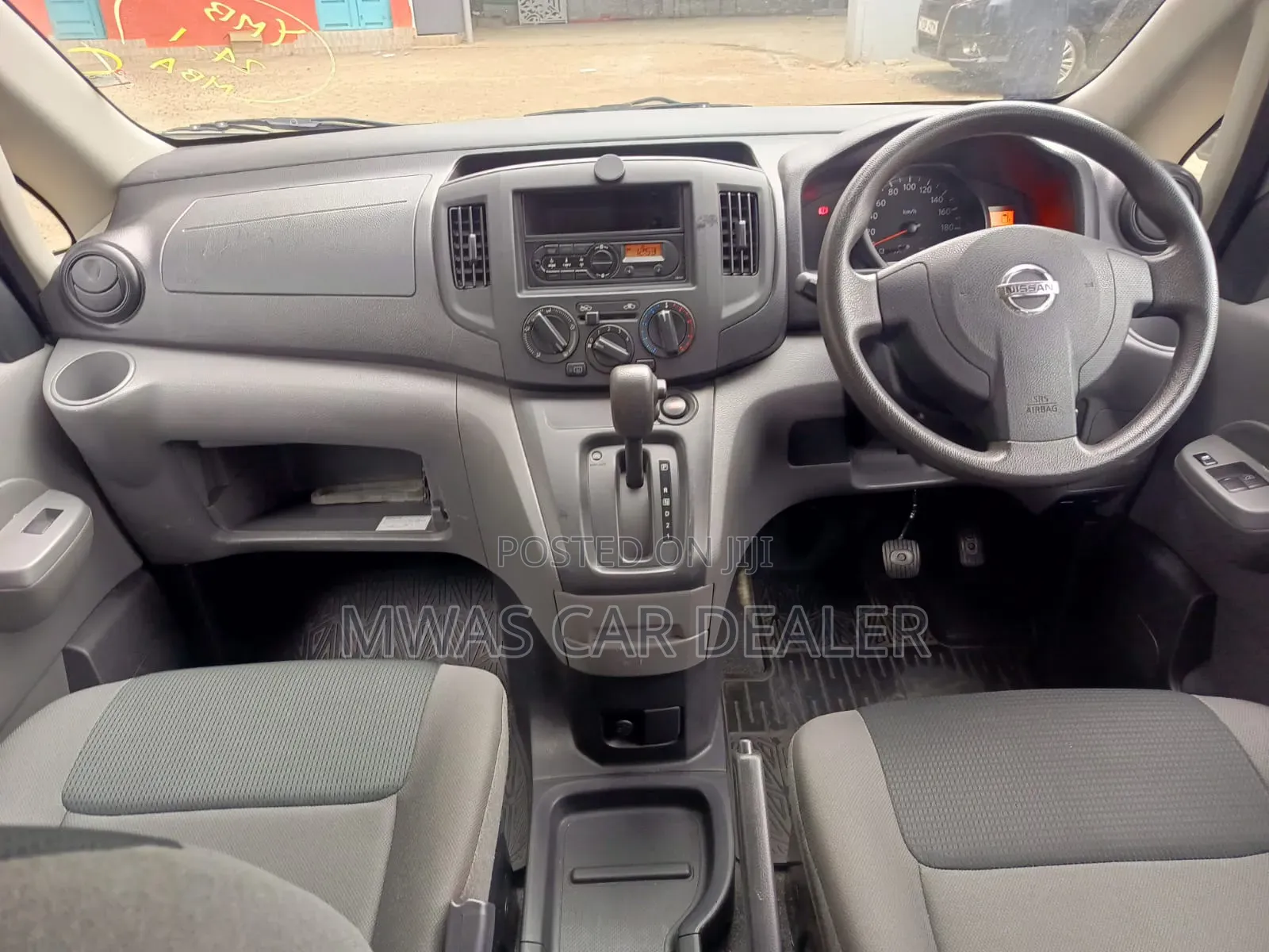 Nissan NV200 2019 Silver
