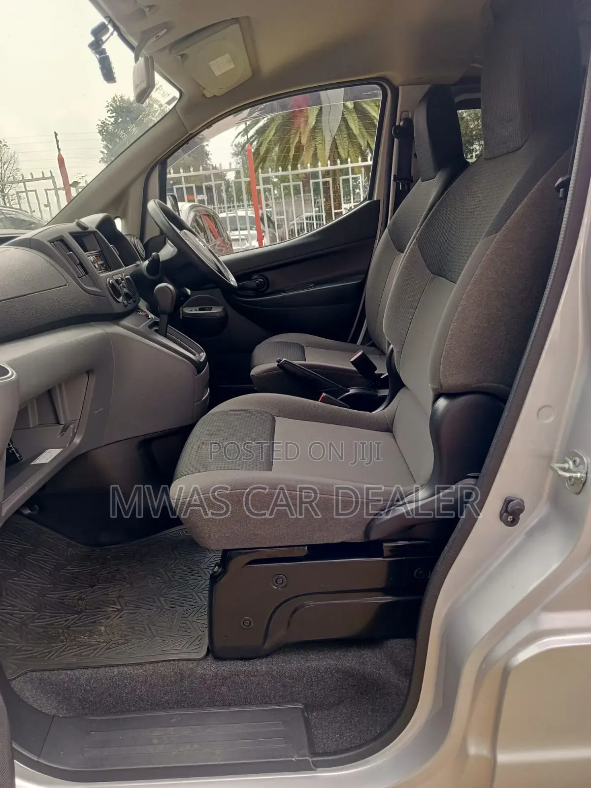Nissan NV200 2019 Silver