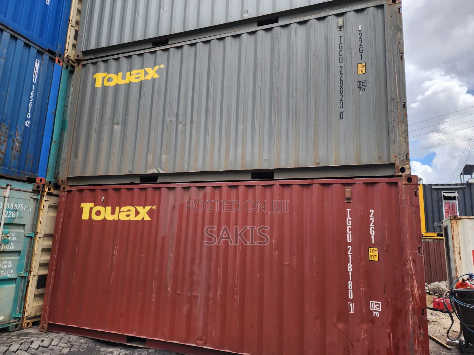 Load Today! 20ft Spacious Storage Containers