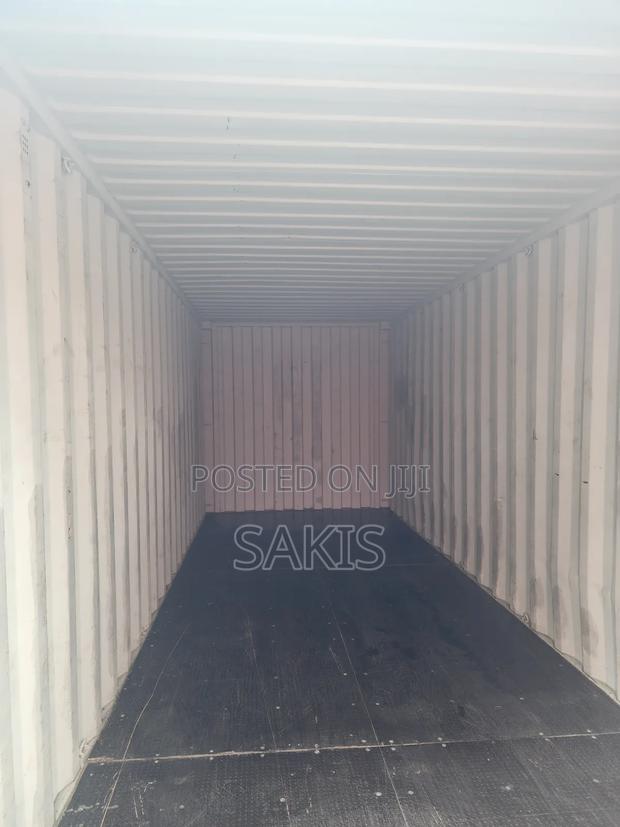 Load Today! 20ft Spacious Storage Containers - thumbnail 3
