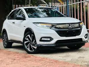 Honda Vezel 2019 White