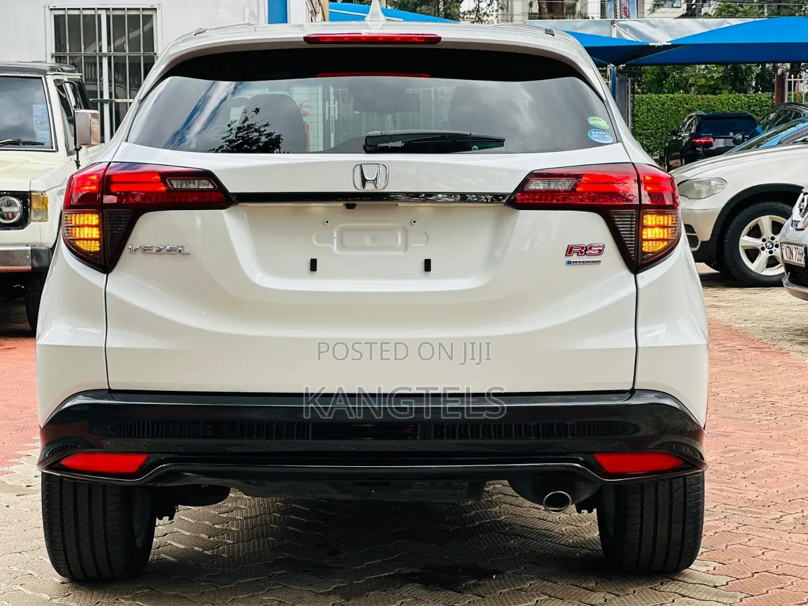 Honda Vezel 2019 White