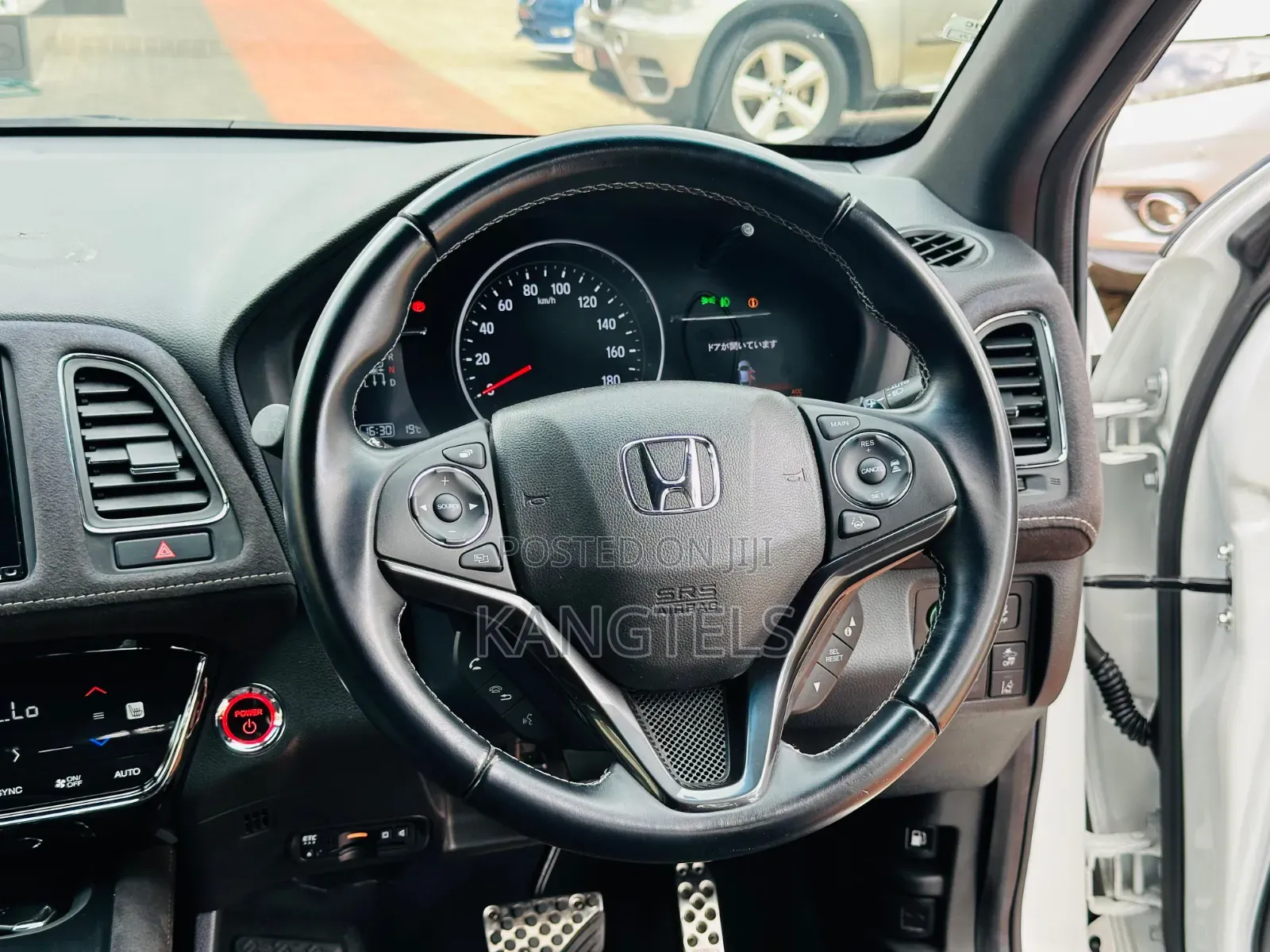 Honda Vezel 2019 White