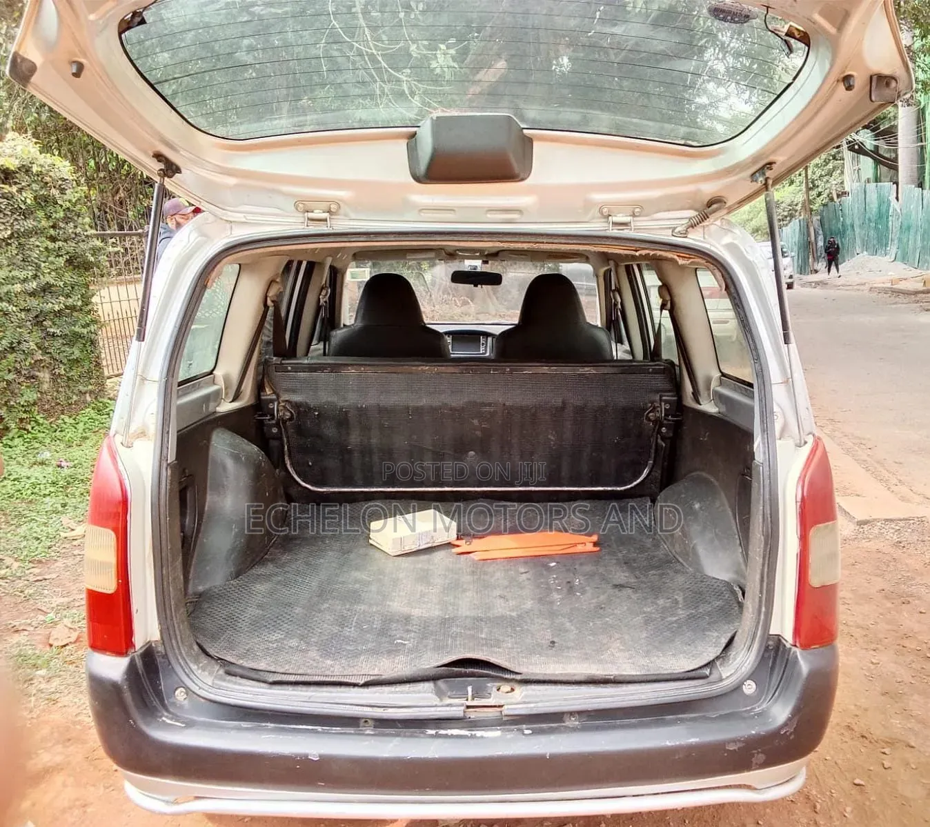 Toyota Probox 2010 Silver