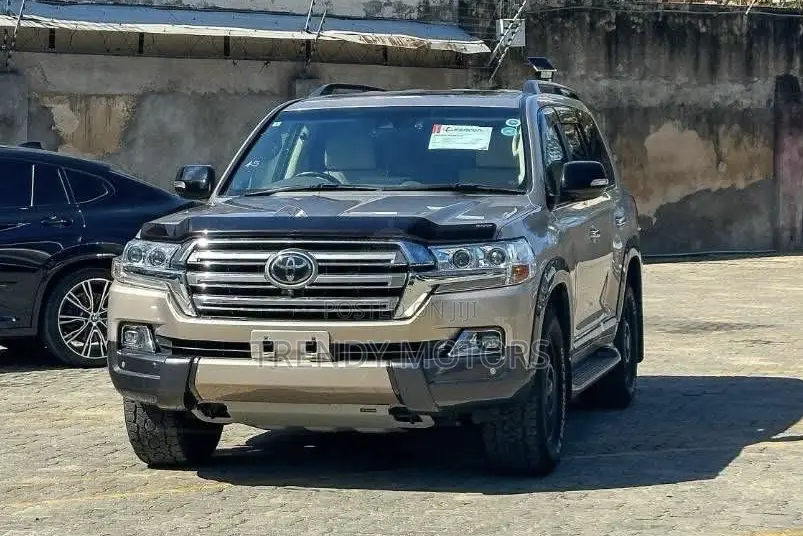 Toyota Land Cruiser 2019 Beige