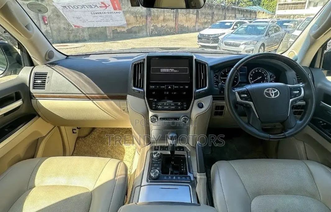 Toyota Land Cruiser 2019 Beige