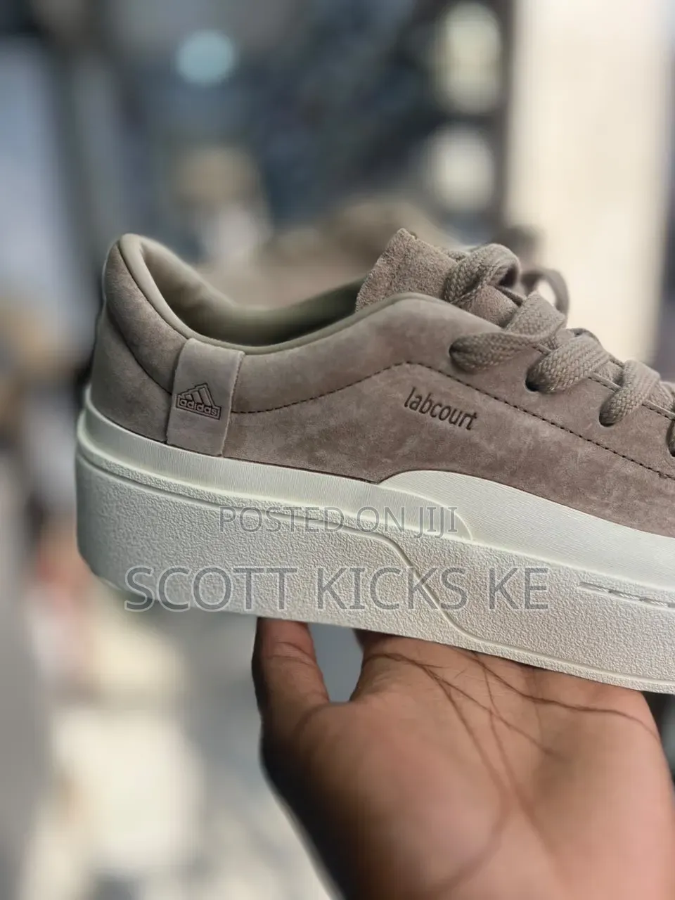 Adidas Labcourt.