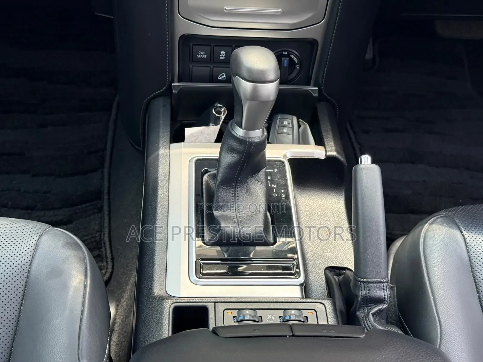 Toyota Land Cruiser Prado 2020 White