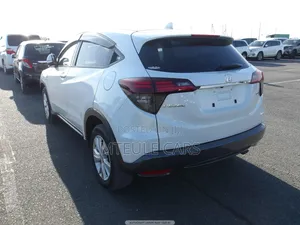 Honda Vezel 2019 White