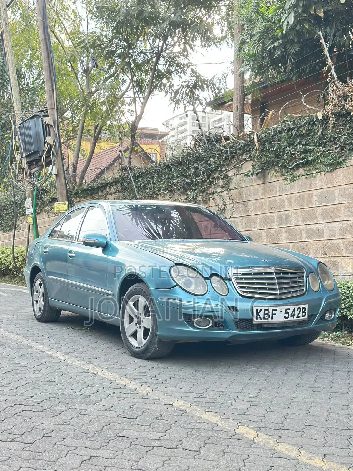 Mercedes-Benz E240 2004 Blue