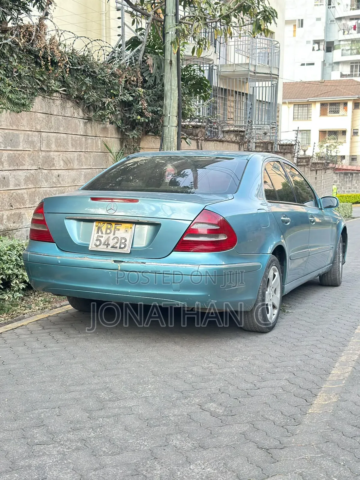 Mercedes-Benz E240 2004 Blue