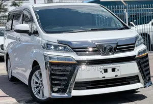 Toyota Vellfire 2019 White