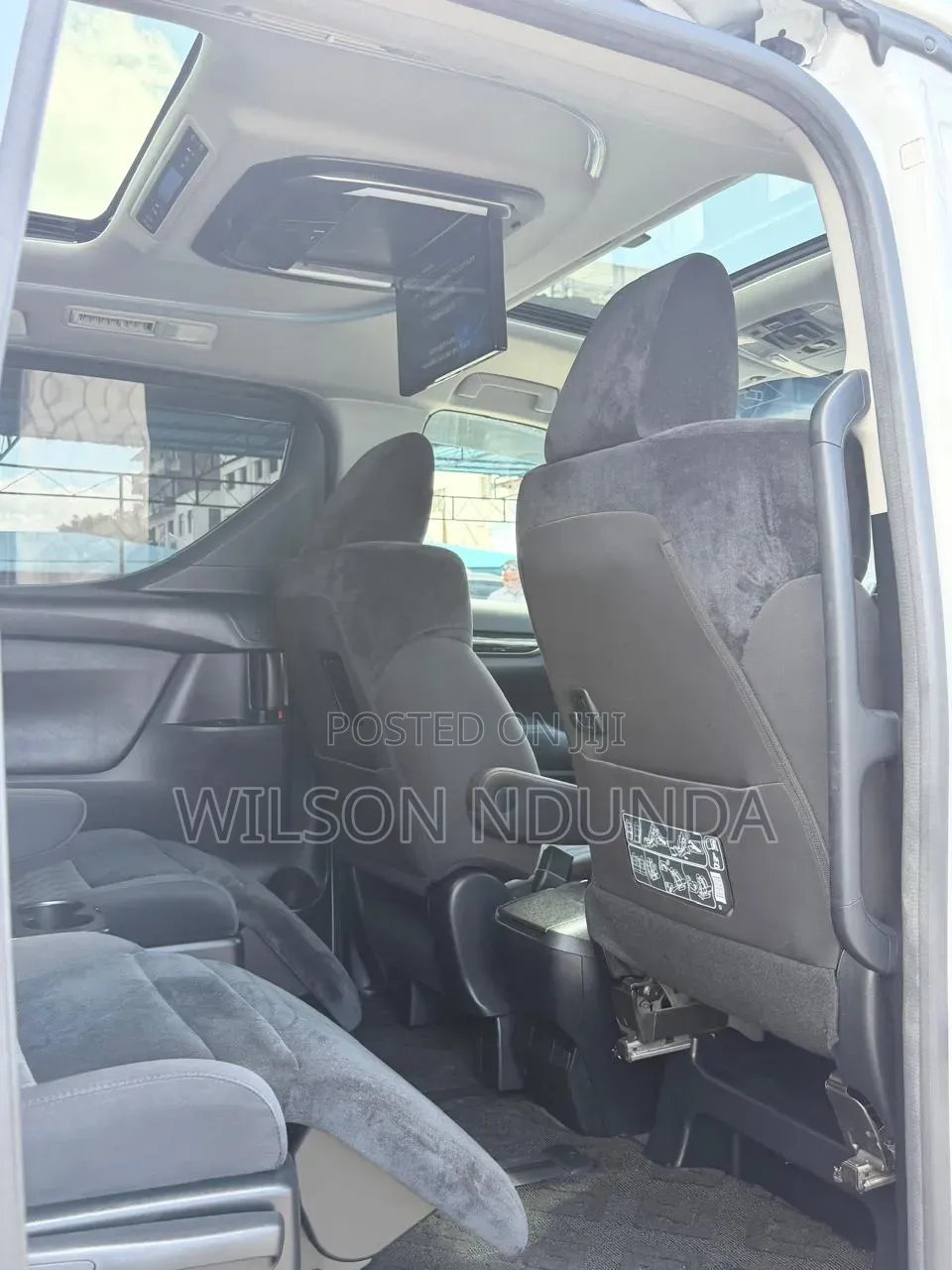 Toyota Vellfire 2019 White