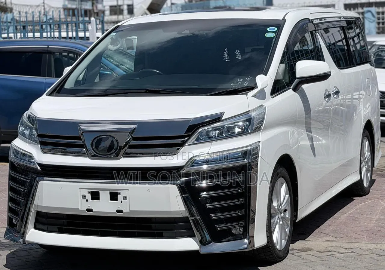 Toyota Vellfire 2019 White