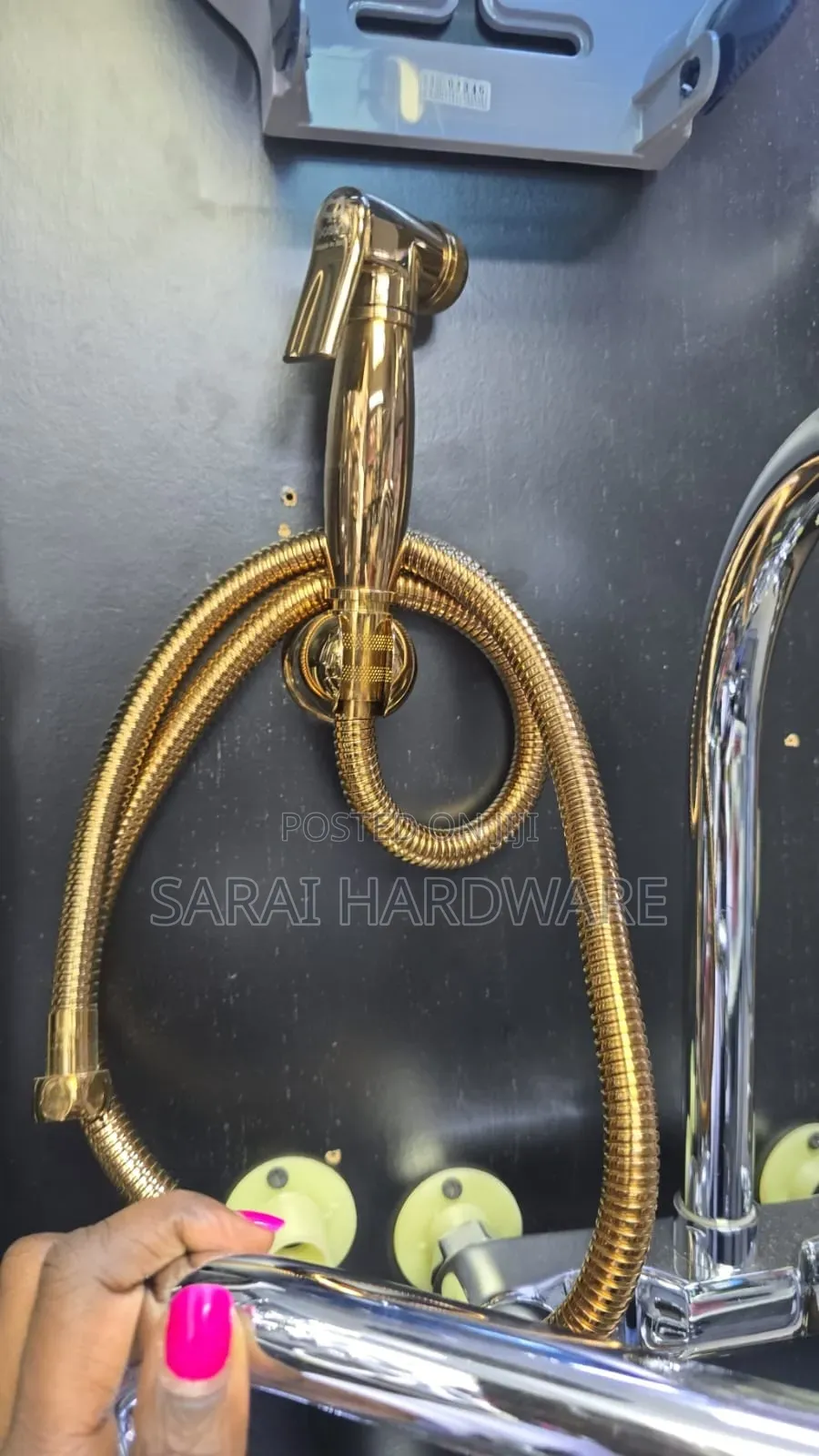 Black Arabic Shower