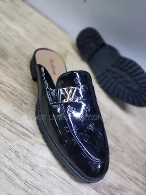 Wetlook Louis Vuitton