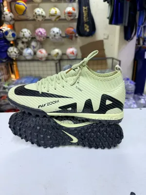 Kids Turf Boots