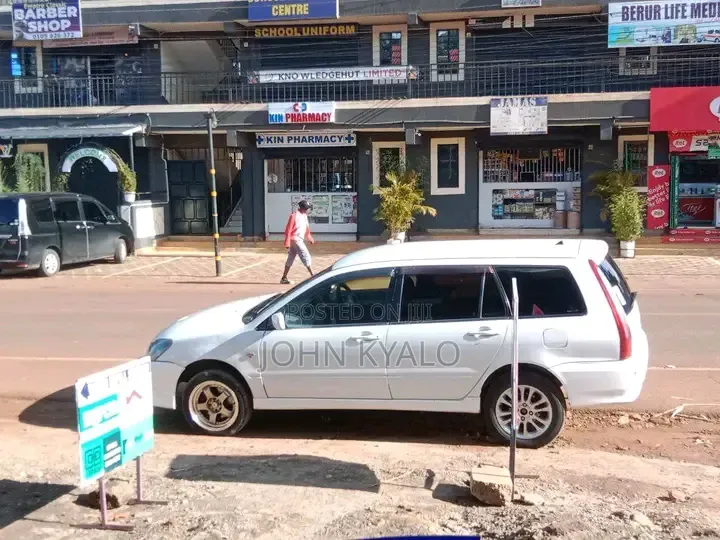 Mitsubishi Lancer 2005 White