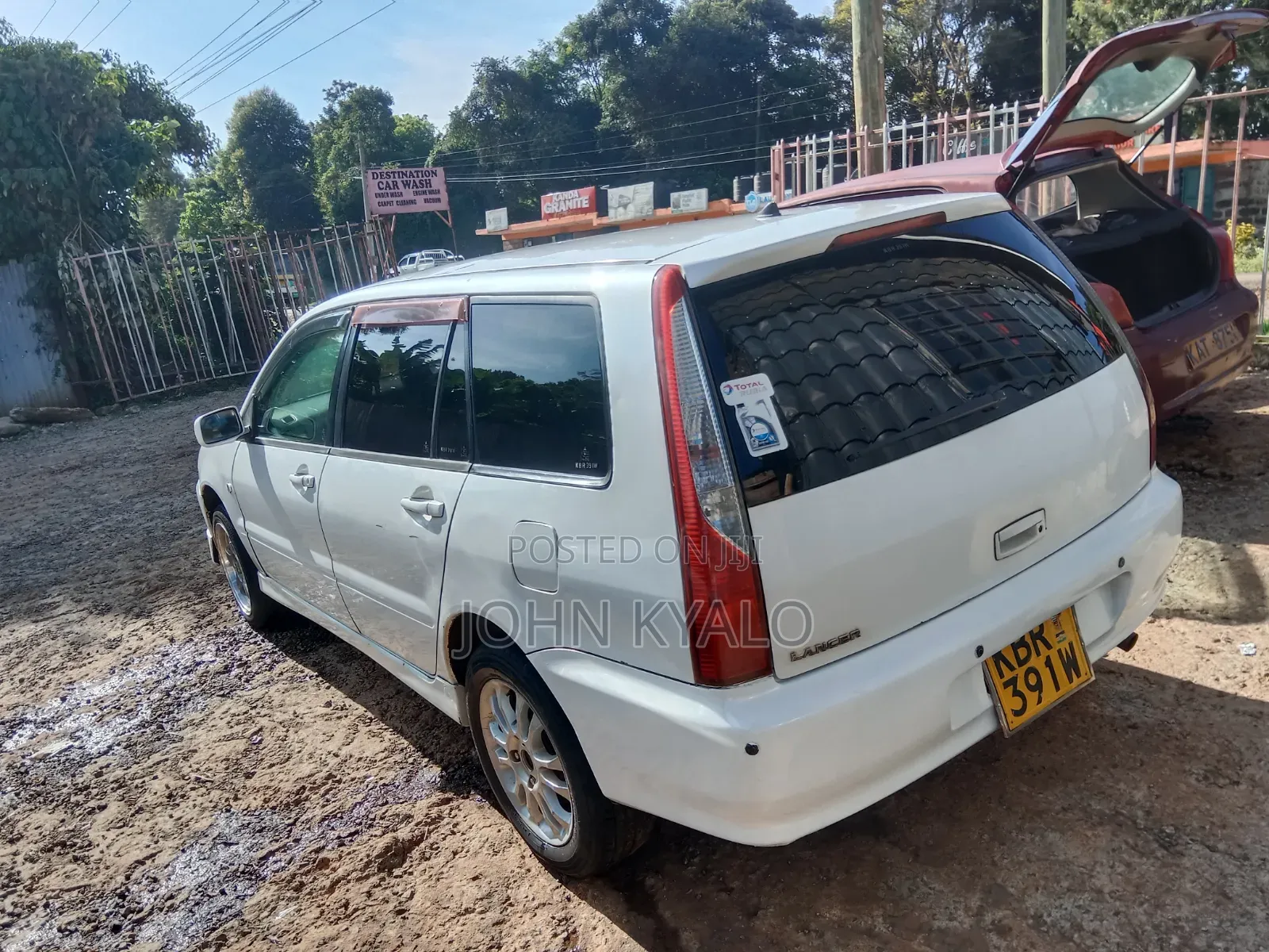 Mitsubishi Lancer 2005 White