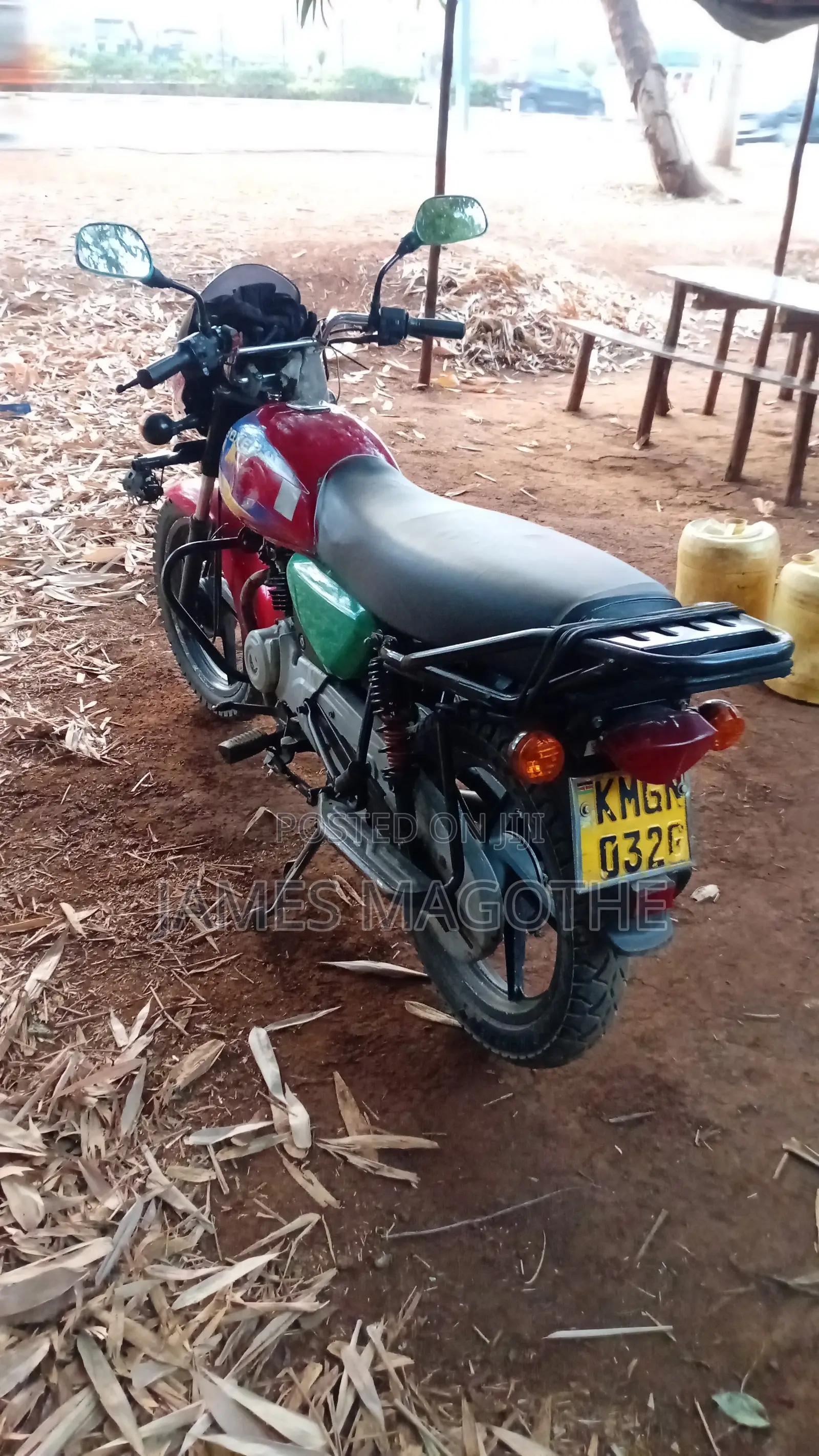 Bajaj Boxer 2024 Red