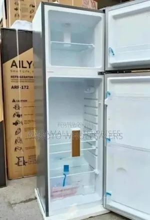 Big Ailyons 172L Refrigerator. Commercial