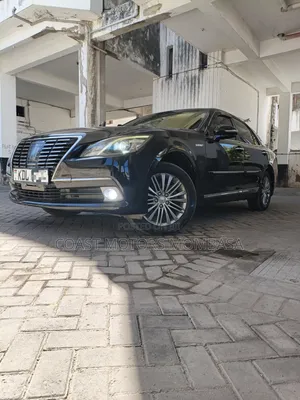 Toyota Crown 2015 Black