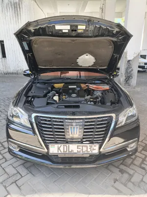 Toyota Crown 2015 Black
