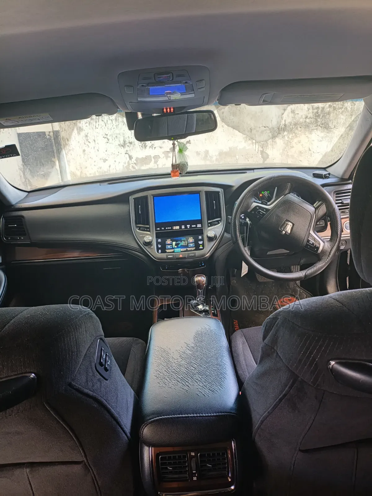 Toyota Crown 2015 Black