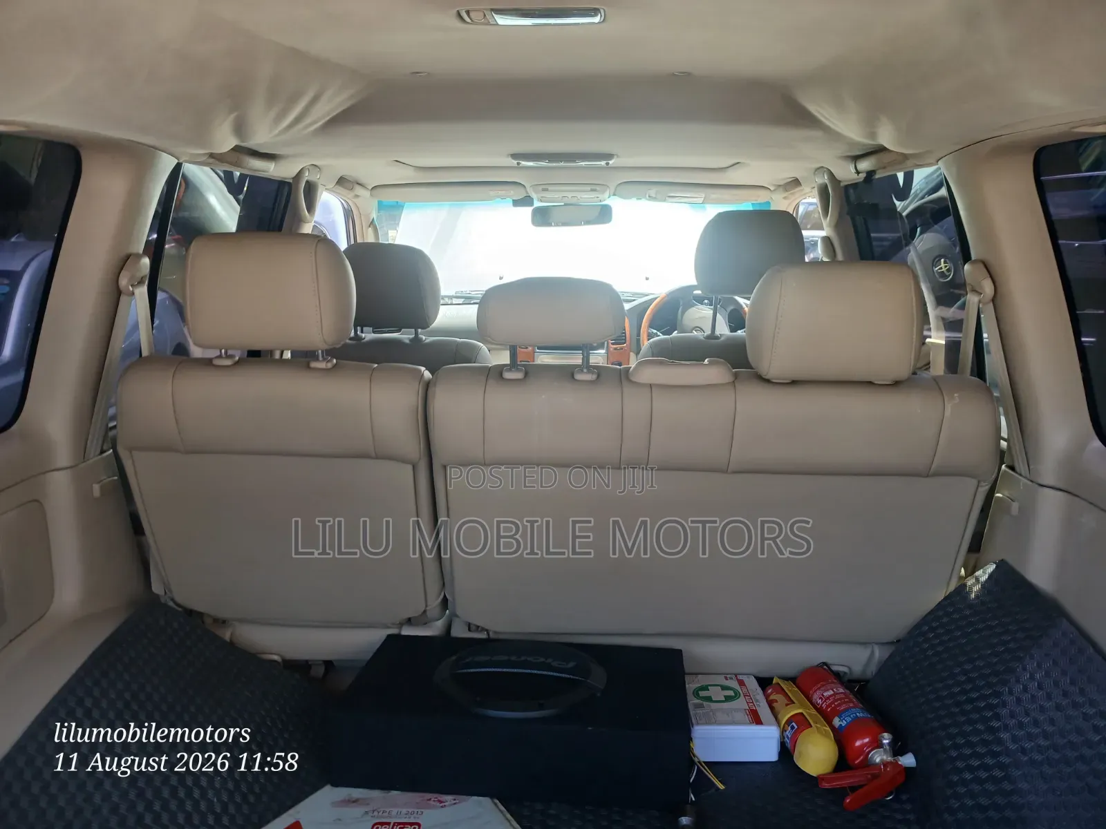 Toyota Land Cruiser 2006 Gray