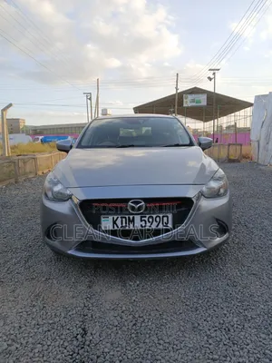 Mazda Demio 2016 Silver