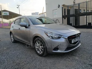Mazda Demio 2016 Silver