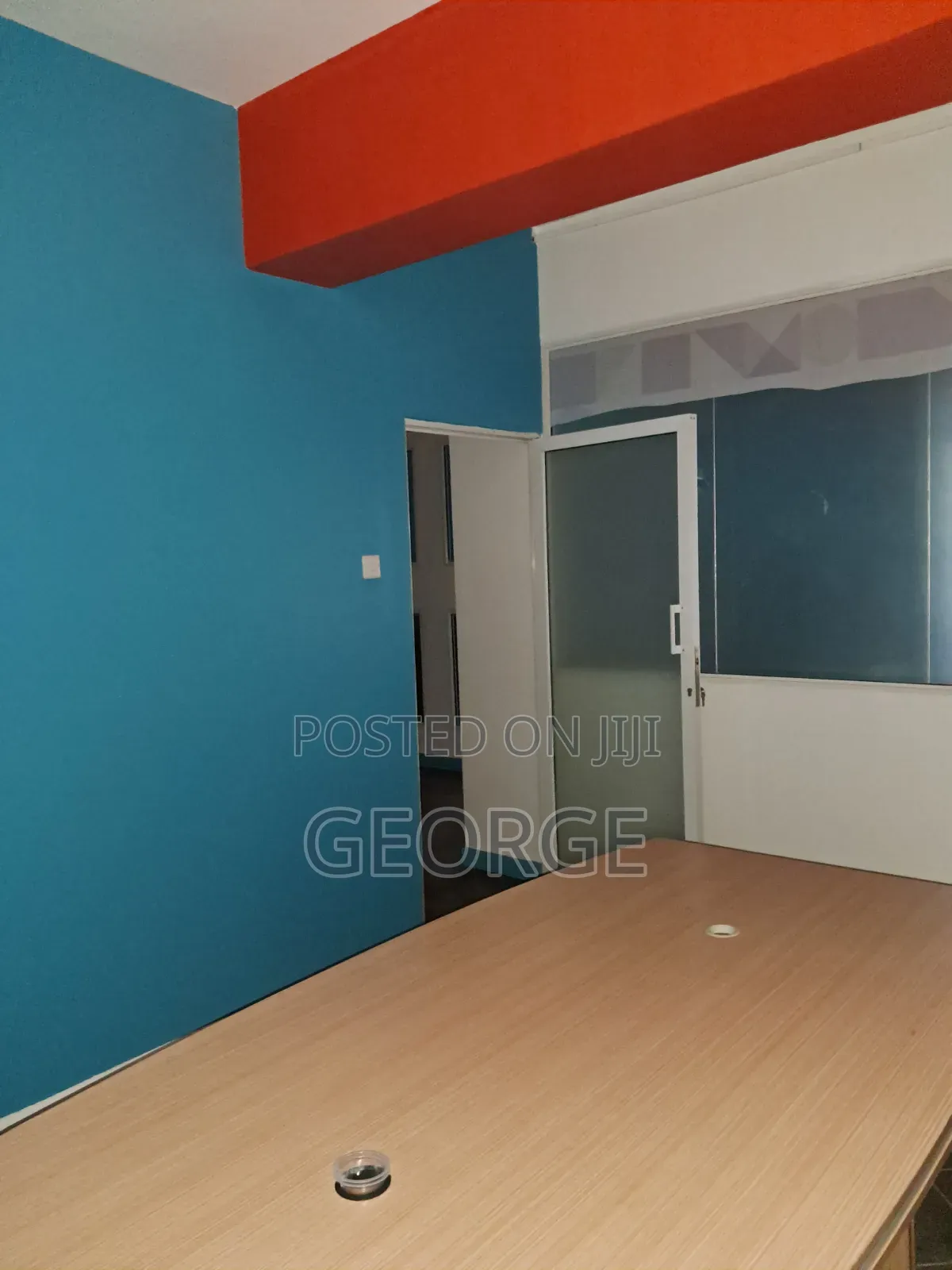 Office to Let