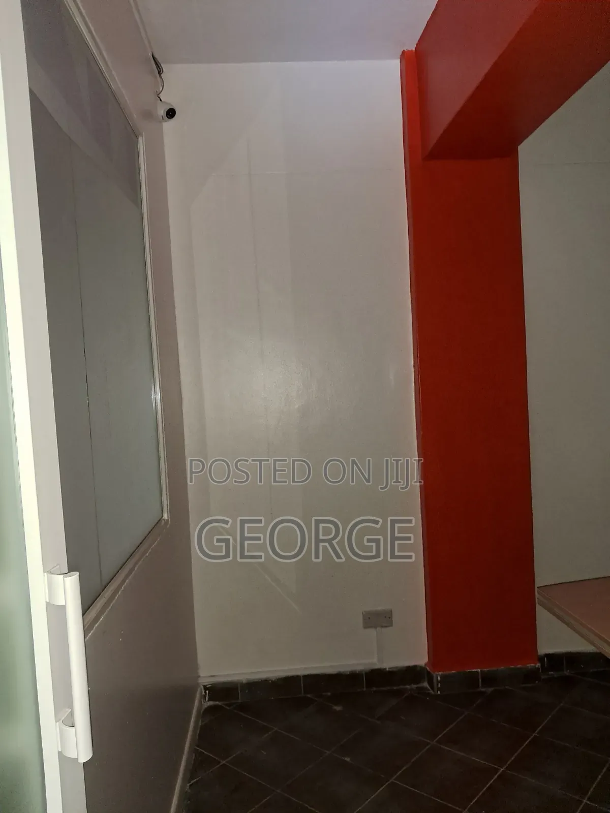 Office to Let