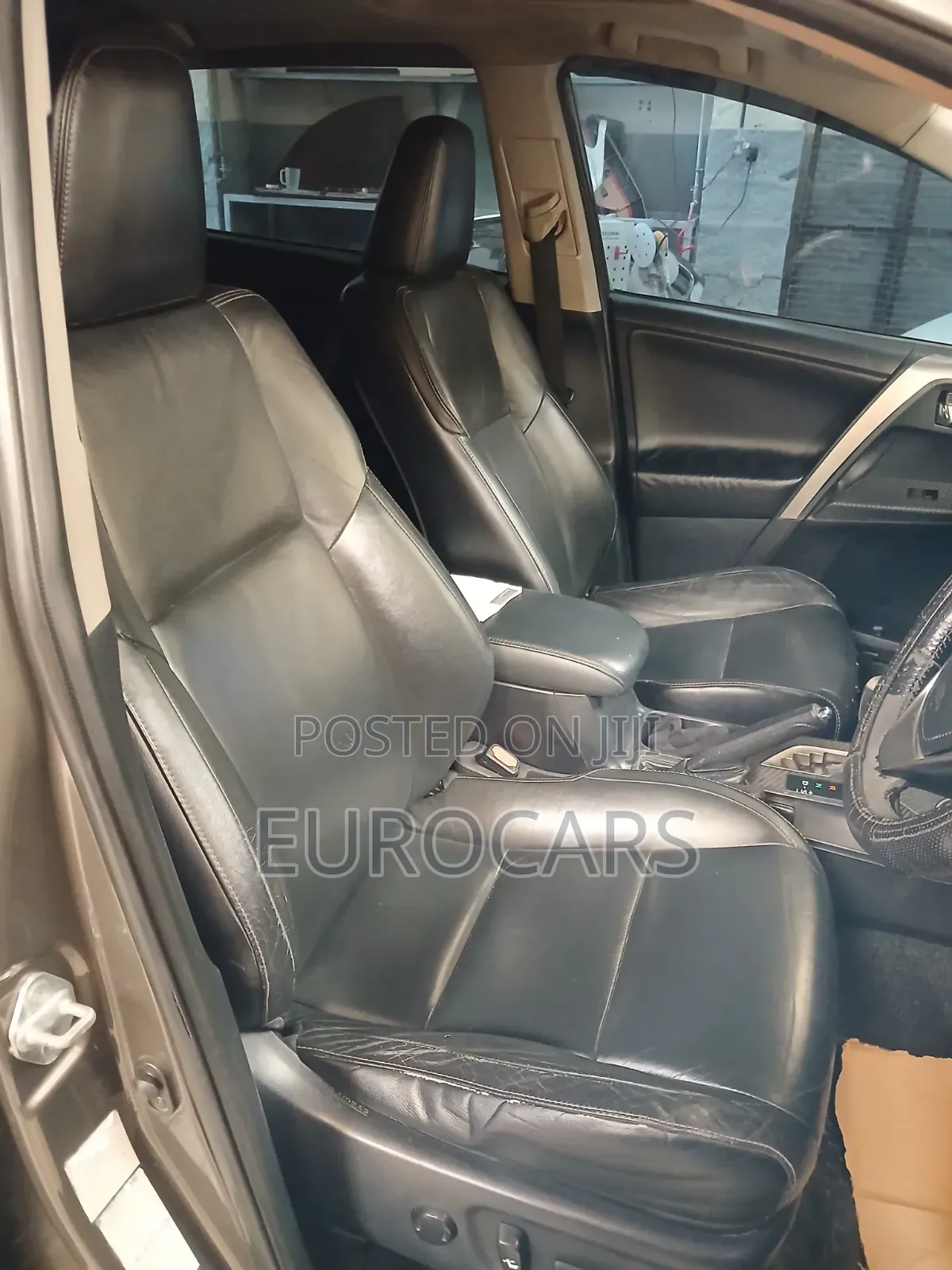 Toyota RAV4 2015 Brown