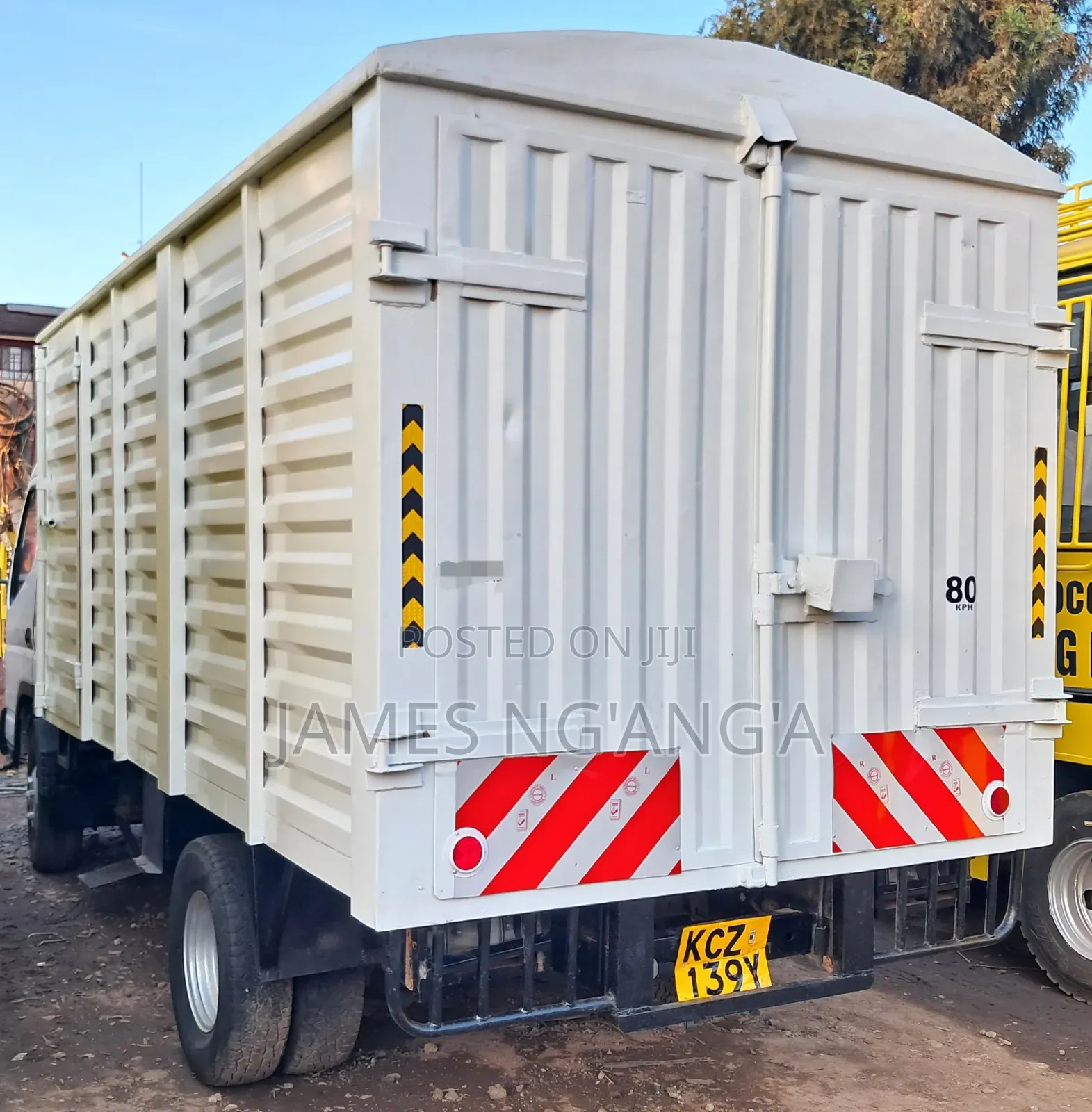 Mitsubishi Canter Fe84 (Box Body)