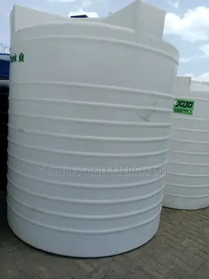 4600 White, Clear Tanks