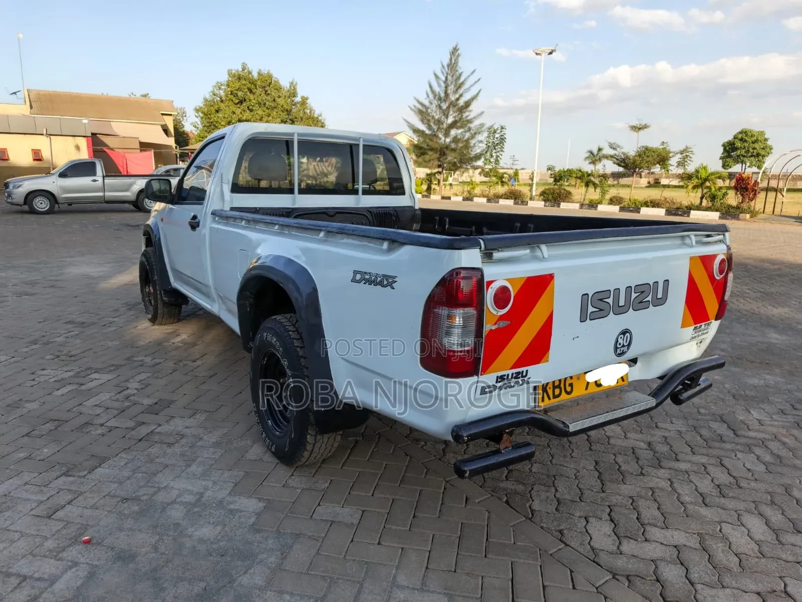 Isuzu D-MAX 2008 White