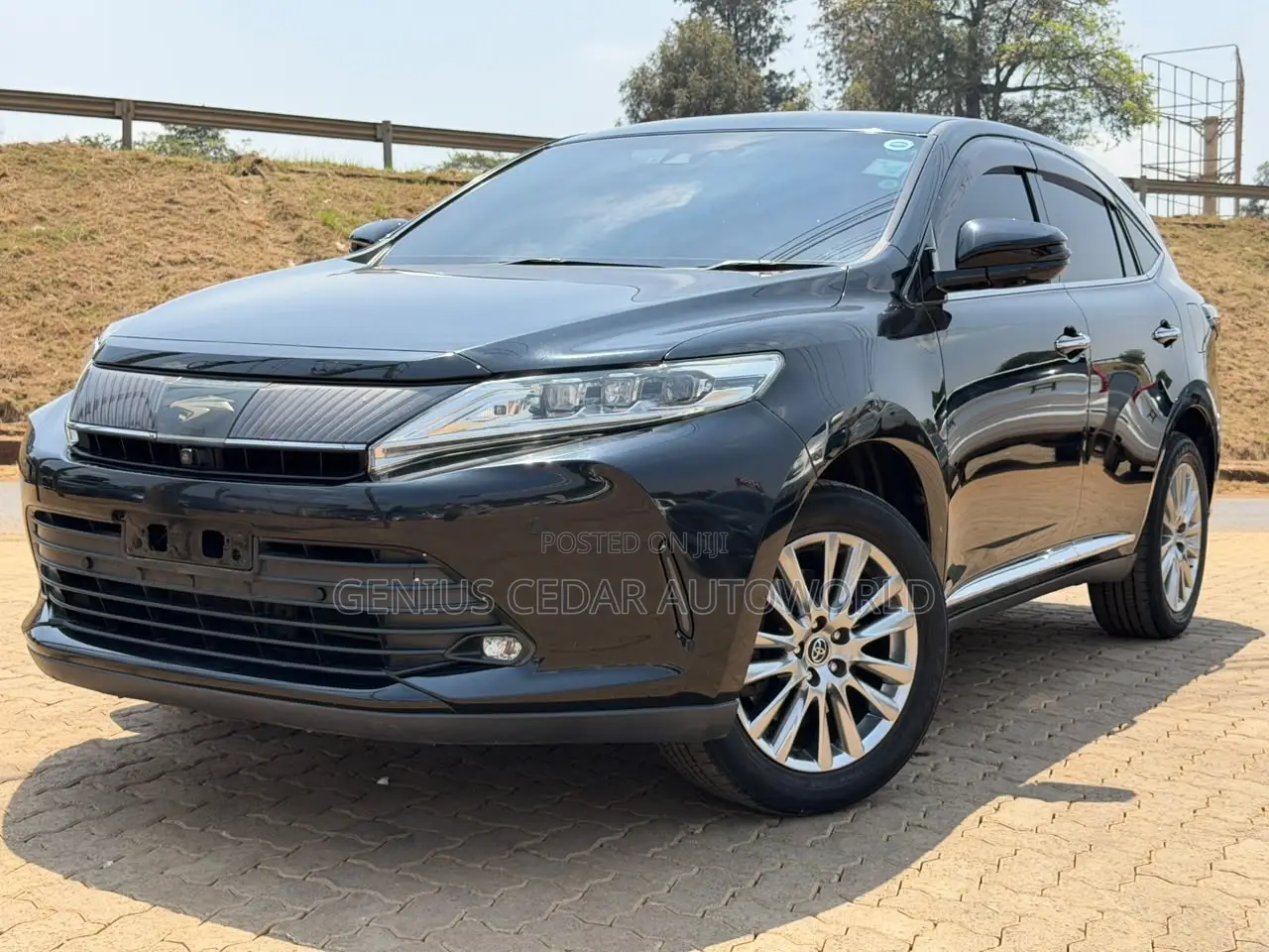 Toyota Harrier 2018 Black