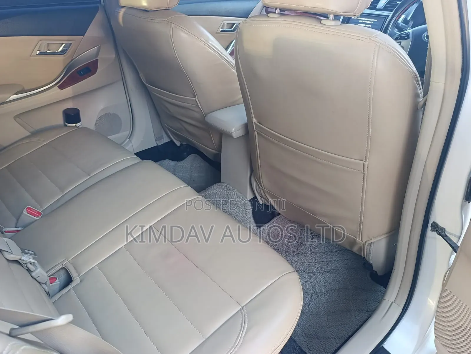 Toyota Premio 2014 White