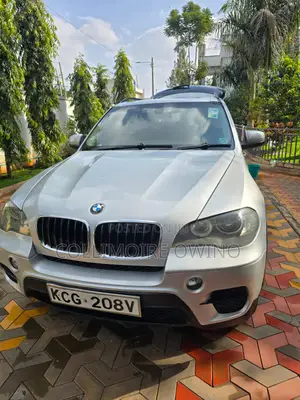 BMW X5 xDrive35i AWD (3.0L 6cyl 8A) 2011 Gray