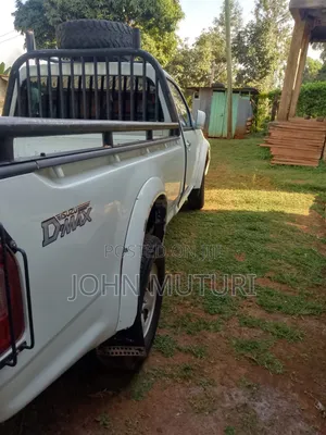 Isuzu D-MAX 2005 White