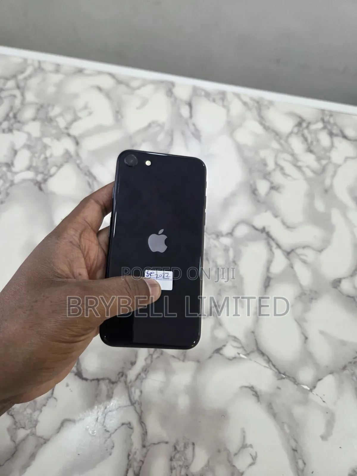Apple iPhone SE (2022) 64 GB Black