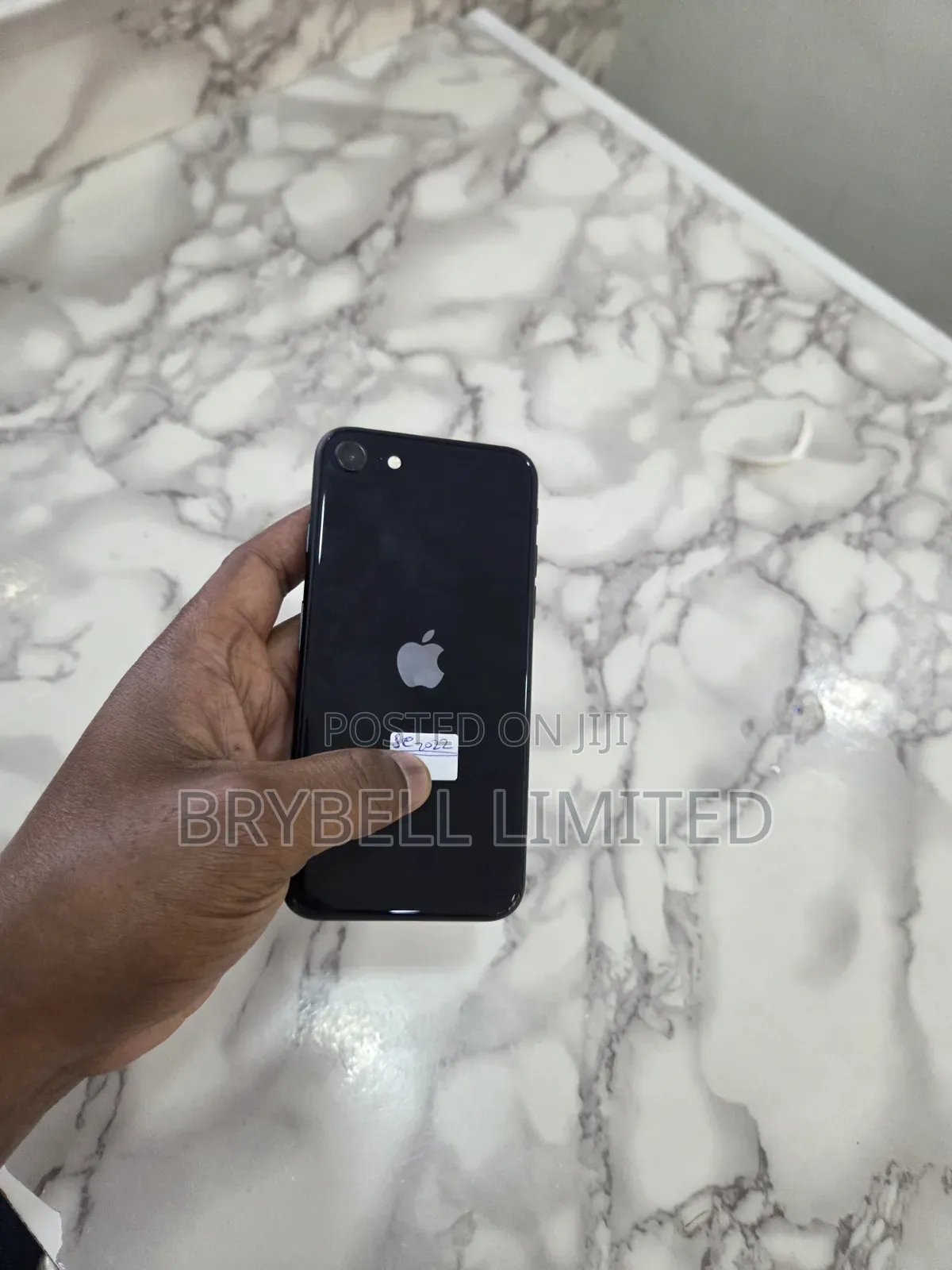 Apple iPhone SE (2022) 64 GB Black