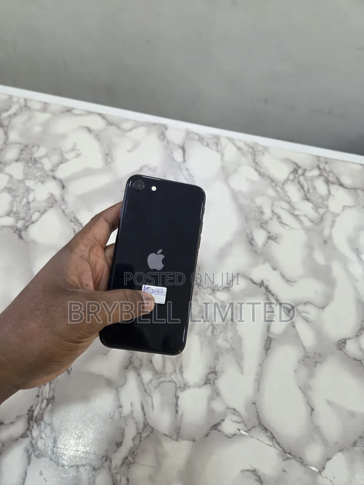Apple iPhone SE (2022) 64 GB Black