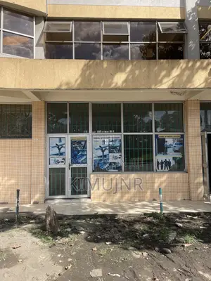 Prime Commercial Building to Let – Oginga Odinga Street