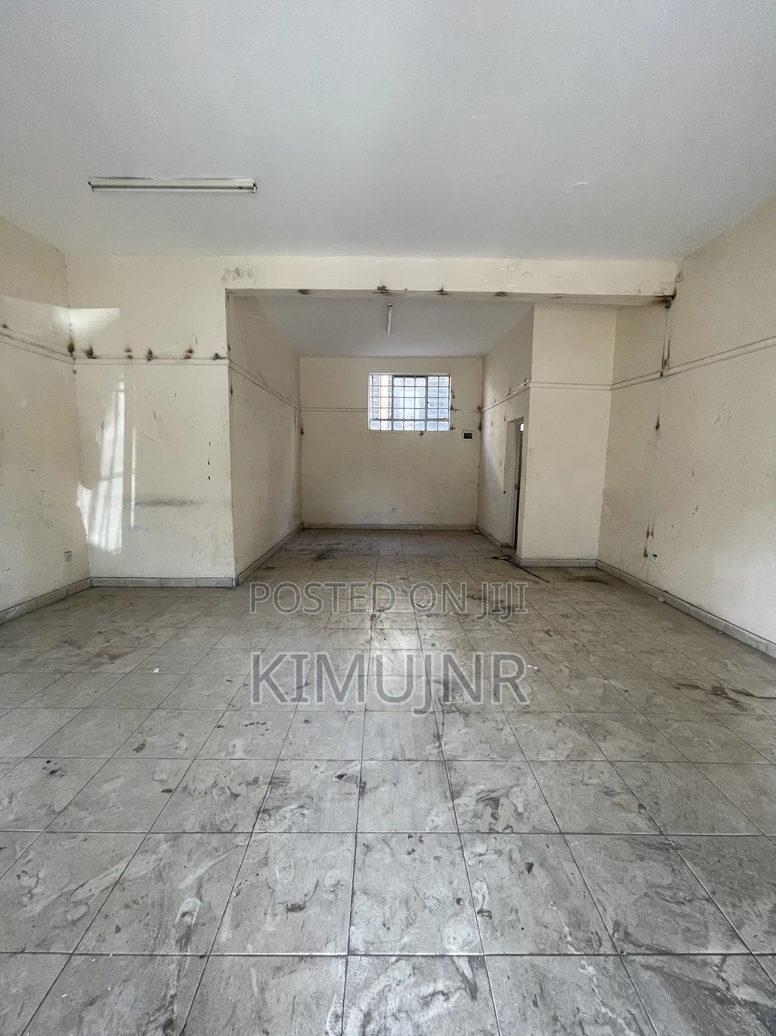 Prime Commercial Building to Let – Oginga Odinga Street