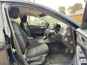 Mazda Axela 2019