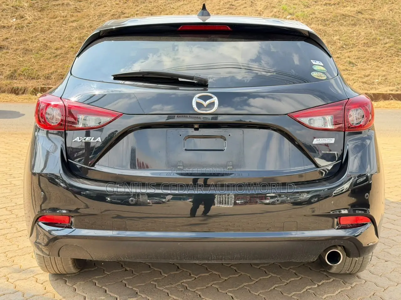 Mazda Axela 2019