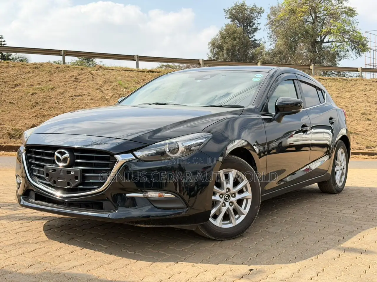 Mazda Axela 2019